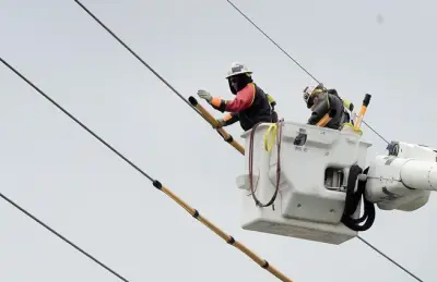Nearly 30,000 customers without power in Adams County