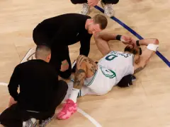 Jayson Tatum’s injury overshadows Celtics’ Game 4 loss to Knicks: Takeaways